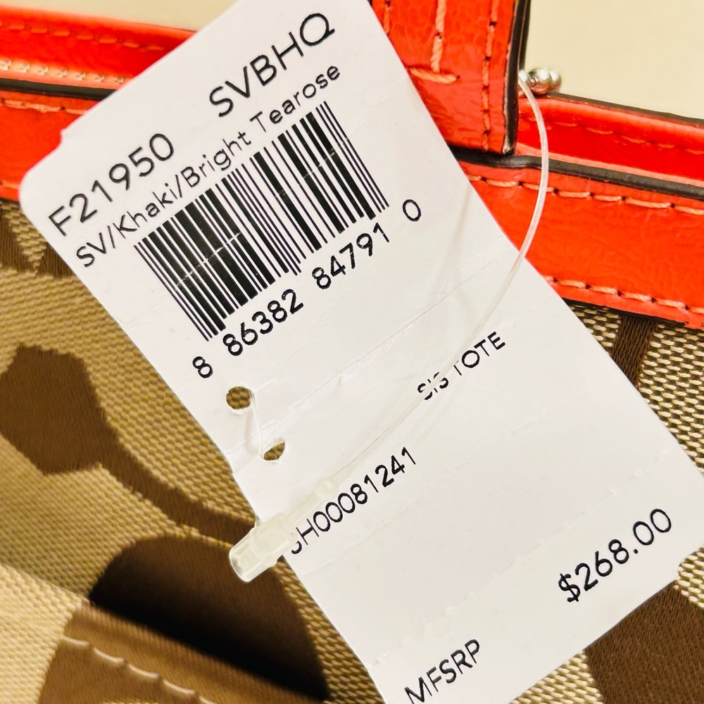 Coach Tote/ Shoulder Bag - Picture 11 of 14